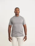 7362345467989-CAMISETA_PIMA_-_GOLA_ROLÊ_-_PRATA